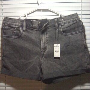 Women's mid rise denim